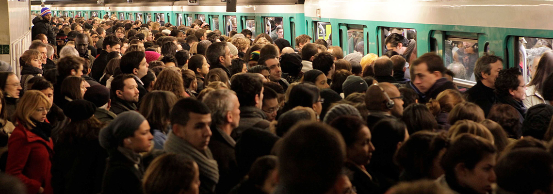 Transports en communs, Assurance véhicule, mobilité verte, mobilité électrique, trottinette électrique, batterie au lithium, particules fines, pollution